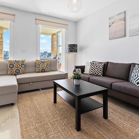 2 Bedroom Apartment Avdimou With Stunning Sea Views, Aphrodite Hills Resort Kúklia Kültér fotó